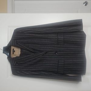 Tahari (Grey w Tan Pinstripes) Pant Suit Size 6